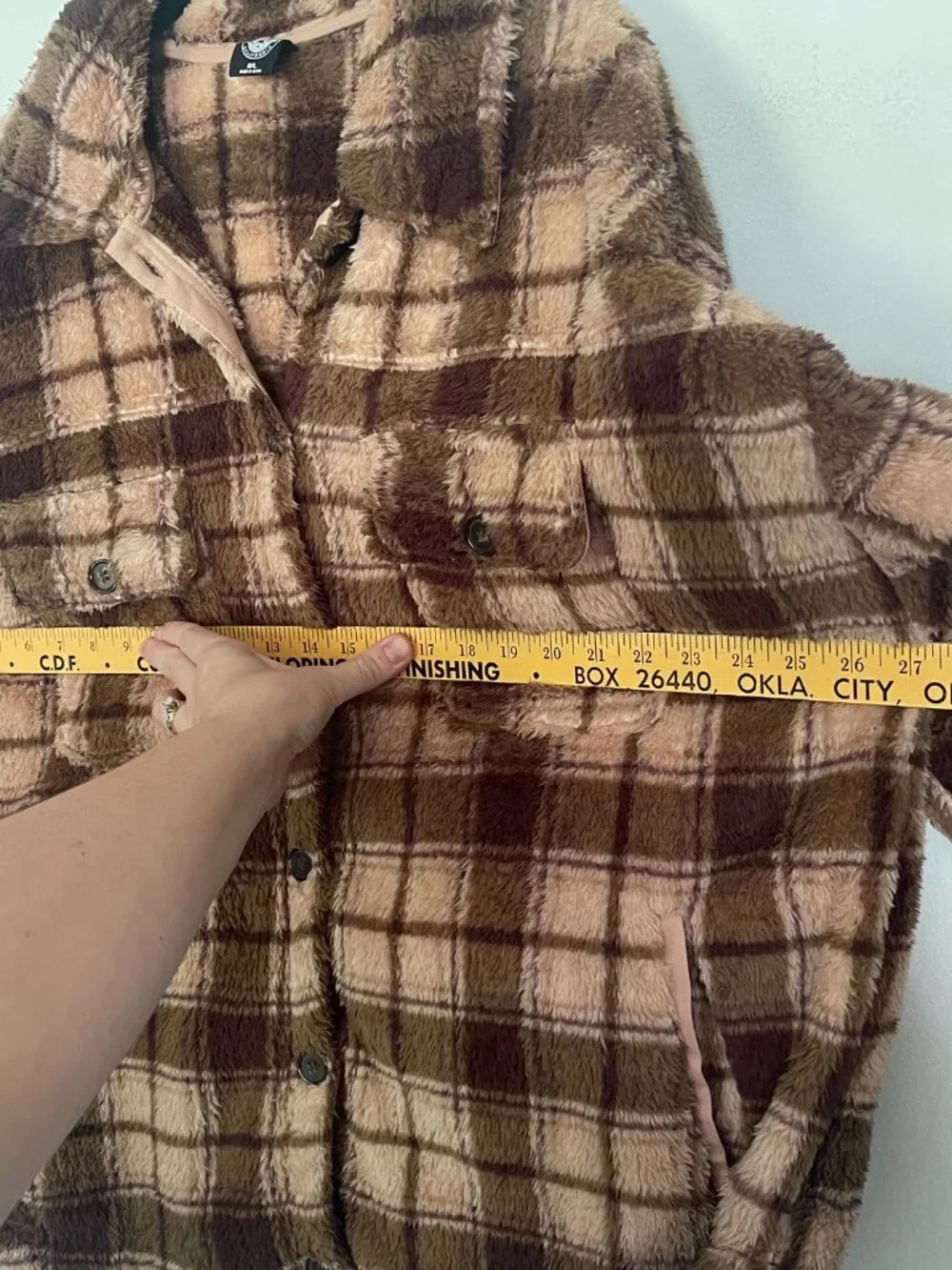 PacSun Women’s M/L Plaid Shacket Brown & Cream Soft  A3